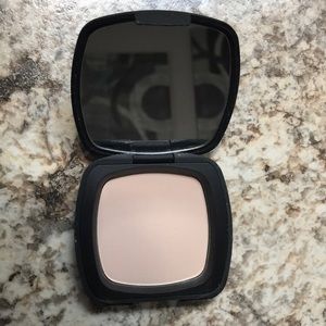 Bare Minerals Translucent Touch Up Veil SPF 15